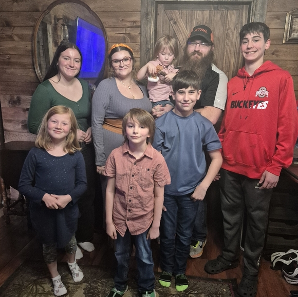 Meet your Posher, Shelby Briana - Picture 4 of 10